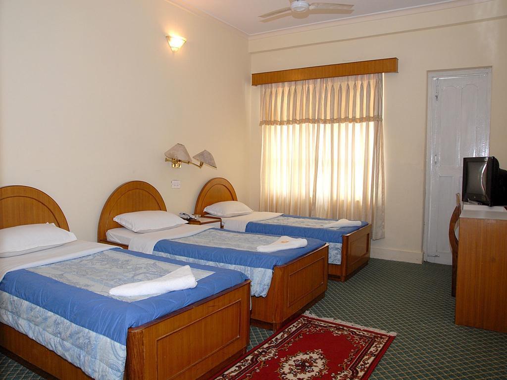 Hotel Blue Heaven Похара Екстериор снимка